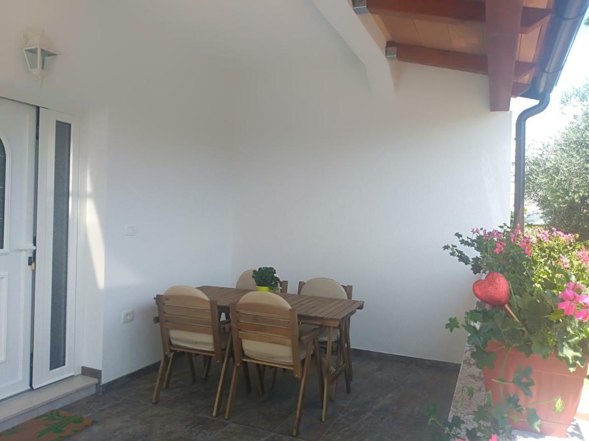 Apartment Ivana Novigrad  ภายนอก รูปภาพ